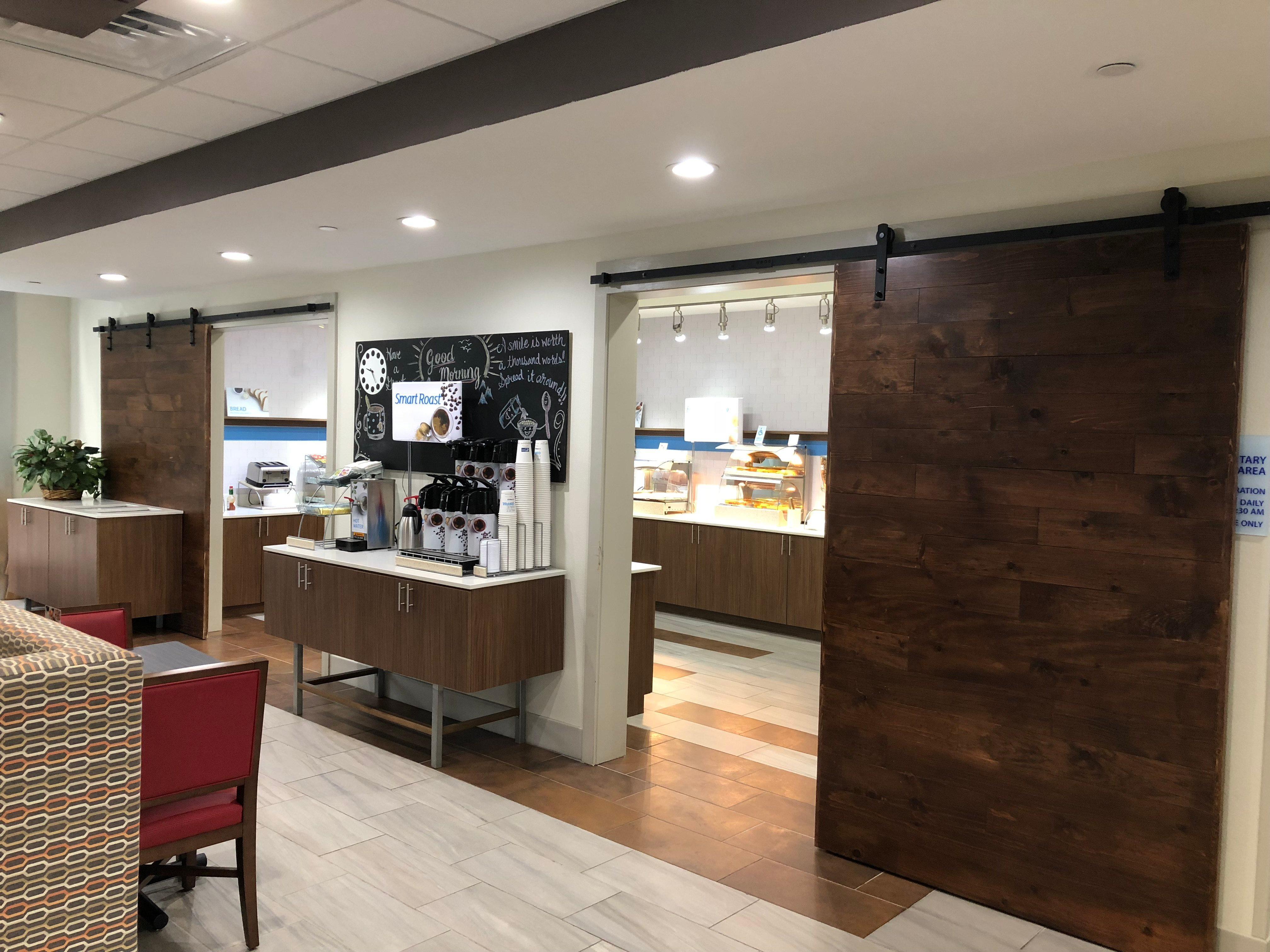 Holiday Inn Express & Suites Pineville-Alexandria Area Εξωτερικό φωτογραφία